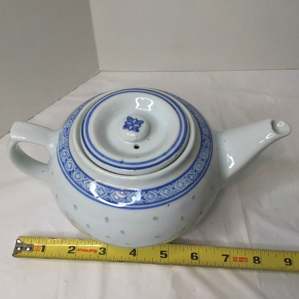 Vintage Mid-Century Porcelain Rice Flower Teapot Blue/White Tienshan Vase - Picture 9 of 9
